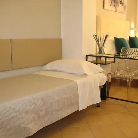Bed&bed Tommaso Fazzello Only Bed & Breakfast